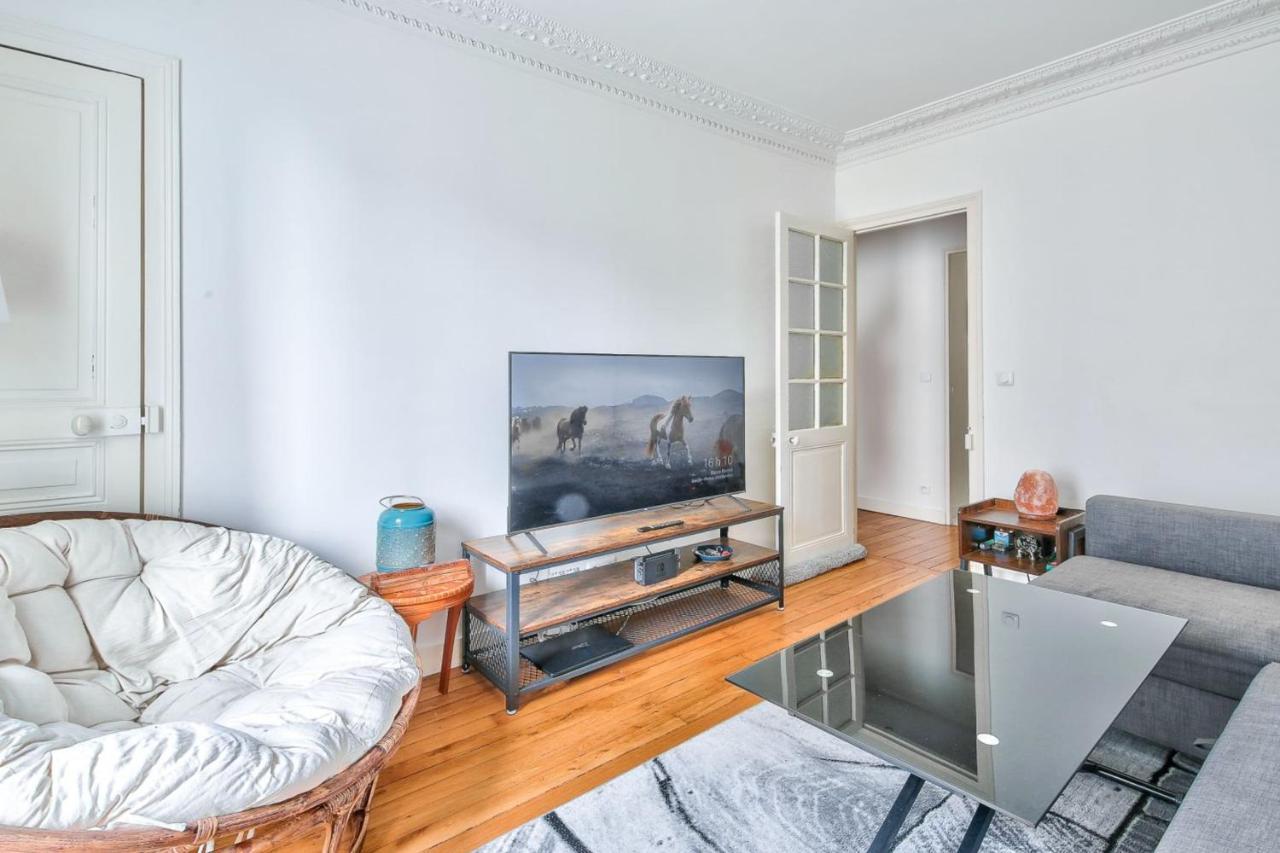 Large Cozy Apartment Near Convention ปารีส ภายนอก รูปภาพ