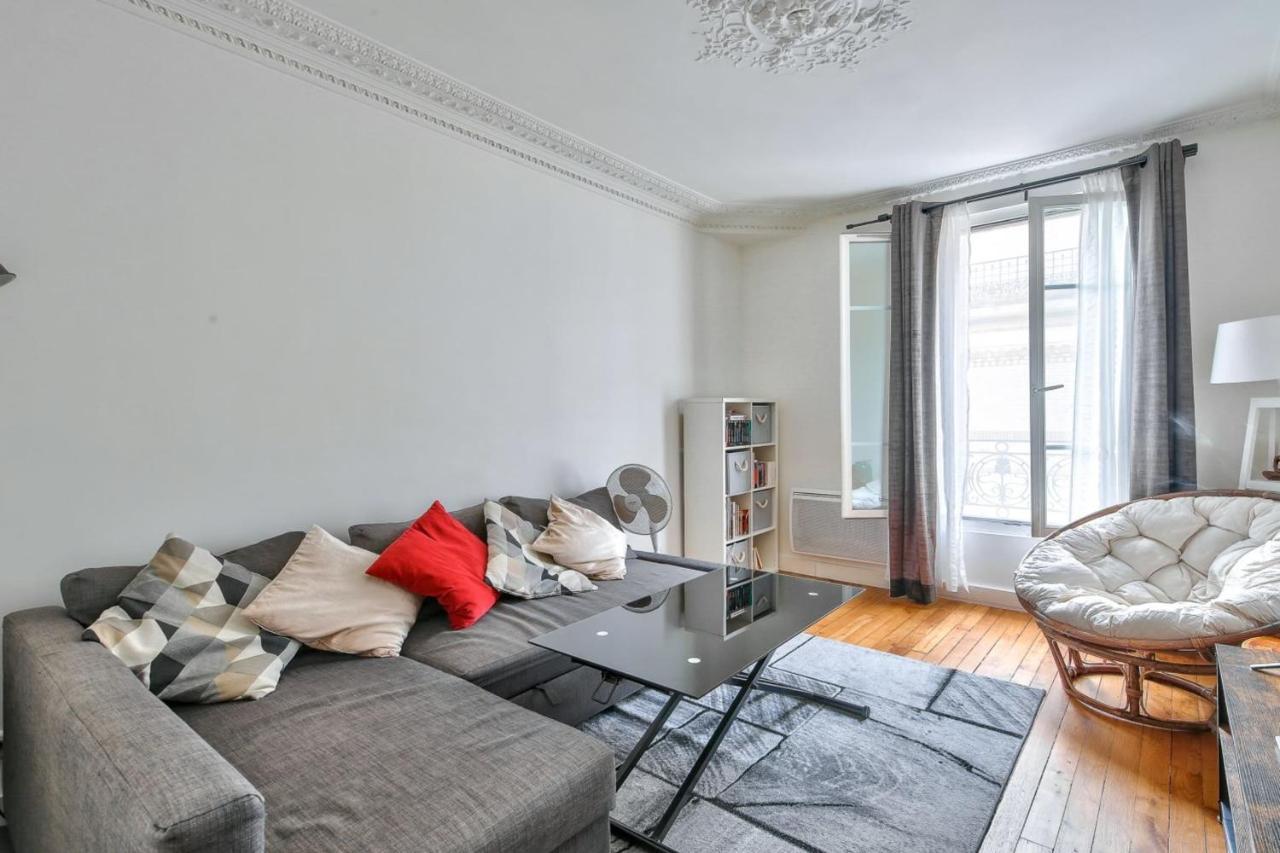 Large Cozy Apartment Near Convention ปารีส ภายนอก รูปภาพ